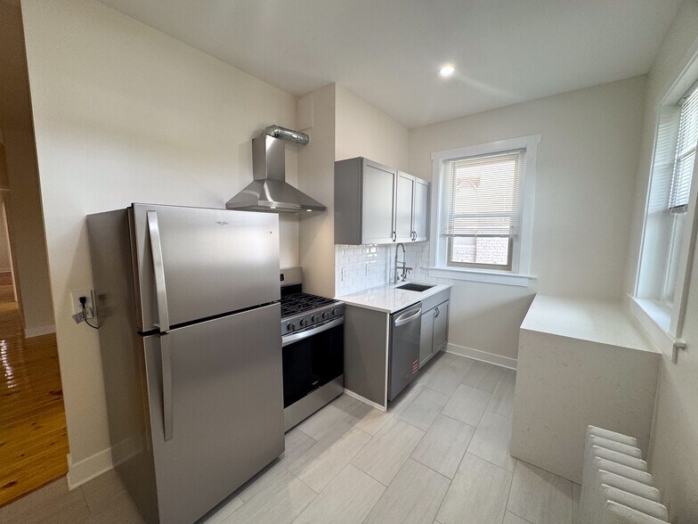 More Photos Of 3427 13th St NW, Washington Apartments For Sale