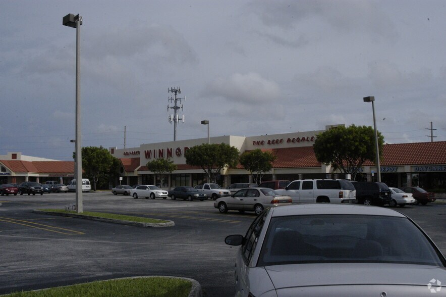 More Photos Of 14505-14657 SW 42nd St, Miami General Retail For Lease