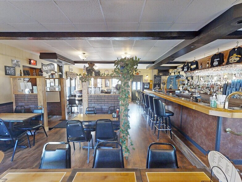 More Photos Of 3725 W Lake Rd, Erie Restaurant For Sale