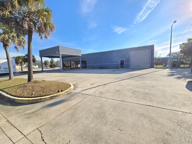 Primary Photo Of 1819 Old Spanish Trl, Slidell Auto Dealership For Lease