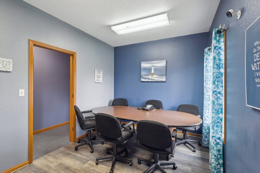 More Photos Of 819 Southwestern Run, Youngstown Medical For Sale