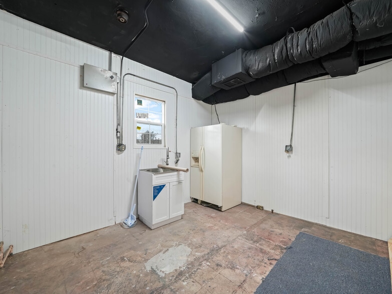 More Photos Of 2520 Lake Alfred Rd, Winter Haven Auto Dealership For Lease