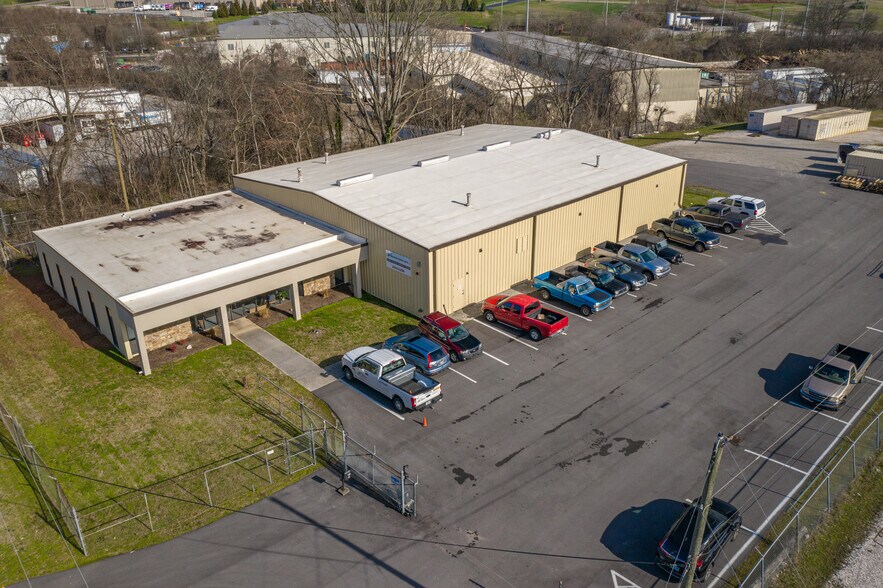 Primary Photo Of 2514 Fillmore Ave, Knoxville Light Distribution For Lease