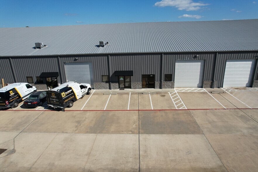 Primary Photo Of 27347 W Hardy Rd, Spring Warehouse For Lease