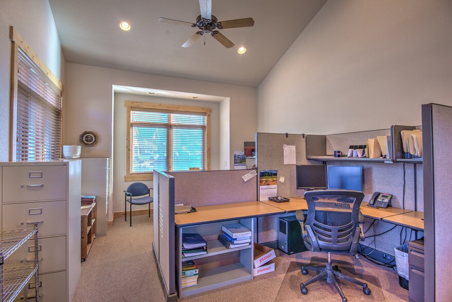 More Photos Of 70 Morning Sun Dr, Woodland Park Loft Creative Space For Sale