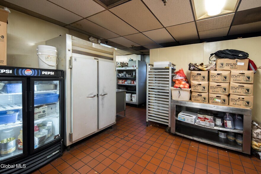 More Photos Of 855 Hoosick St, Troy Restaurant For Sale