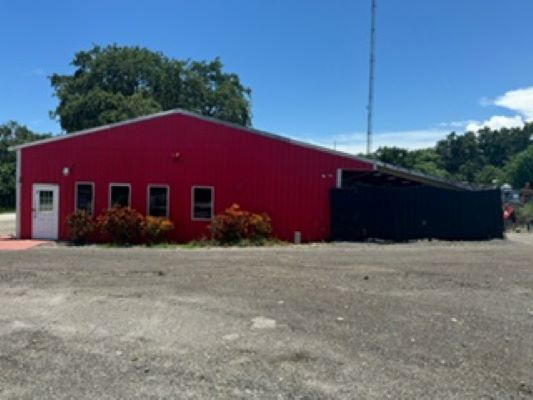 More Photos Of 6745 N Old Dixie Hwy, Fort Pierce Warehouse For Lease
