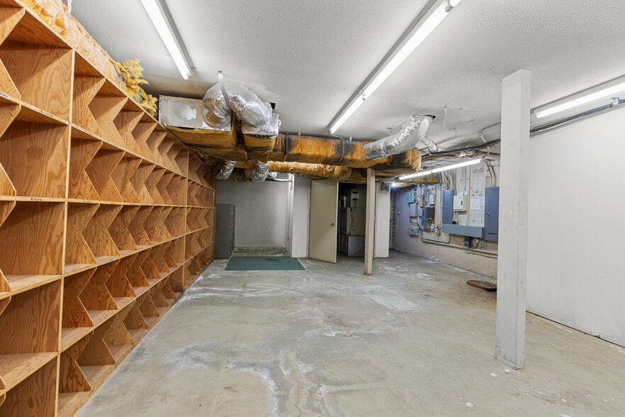 More Photos Of 2626 N St, Sacramento Medical For Sale