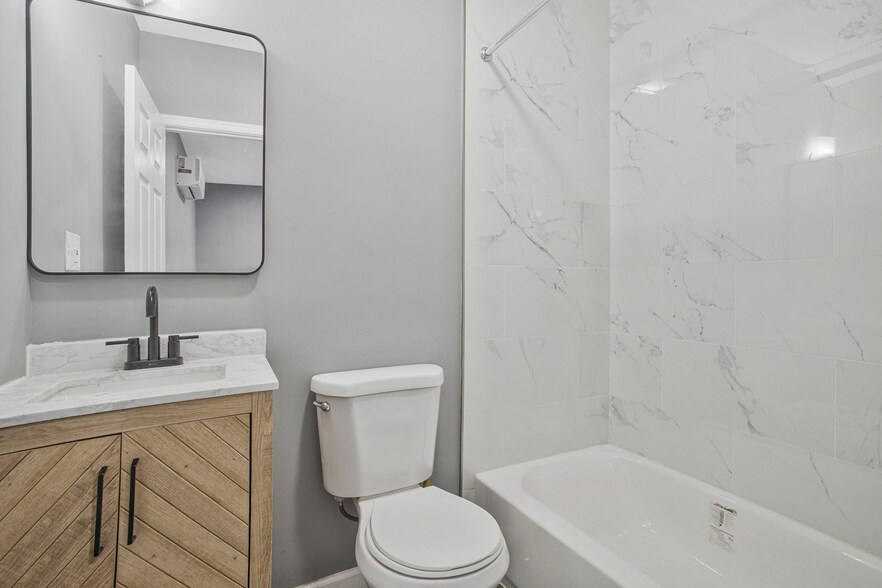 More Photos Of 14943 York Rd, Sparks Glencoe Specialty For Sale