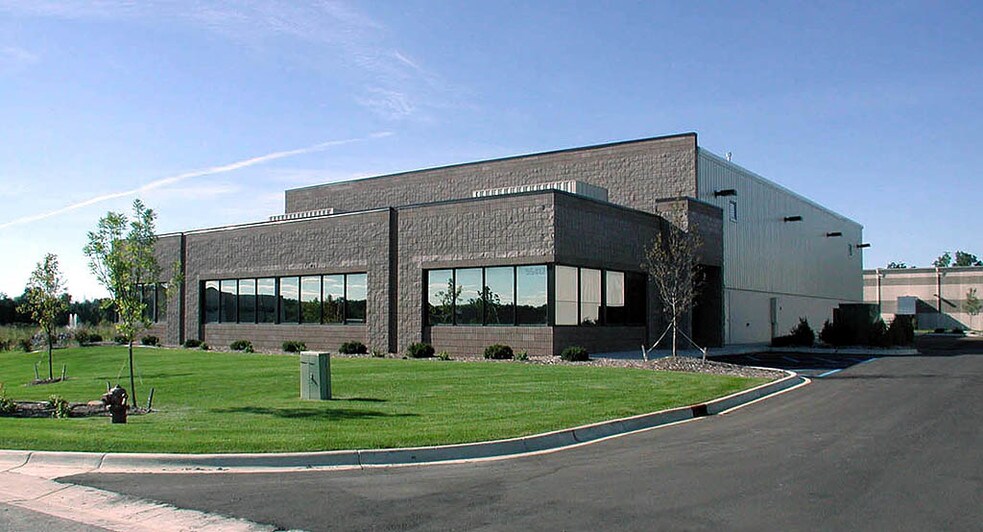 More Photos Of 55412 Lyon Industrial Dr, New Hudson Warehouse For Lease