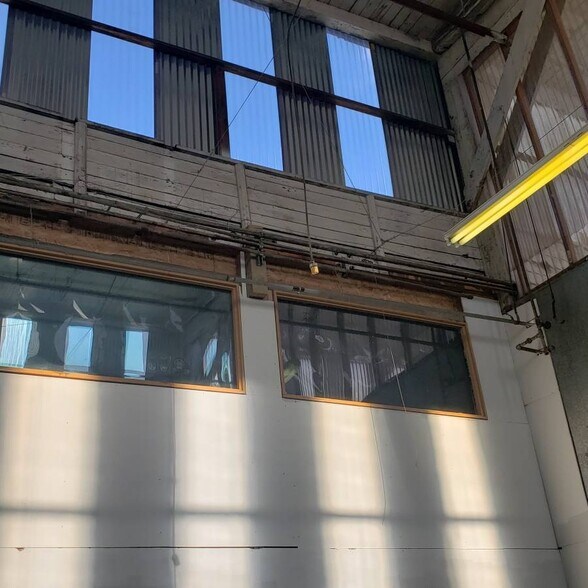 More Photos Of 5020 S Colorado Ave, Seattle Warehouse For Sale