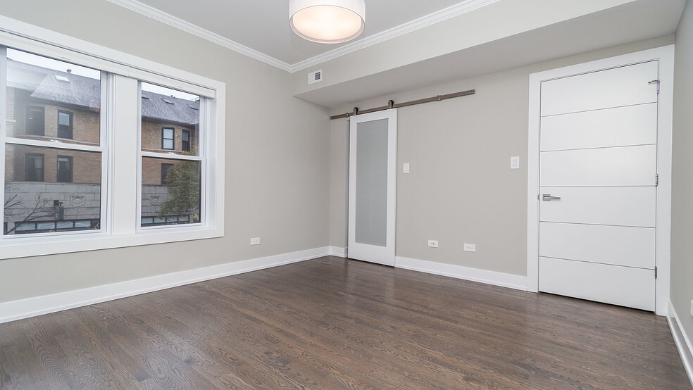 More Photos Of 3124 N Broadway, Chicago Storefront Retail Residential For Sale