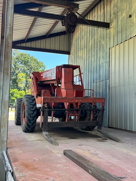 More Photos Of 1640 TN-57 Hwy, Michie Industrial For Sale