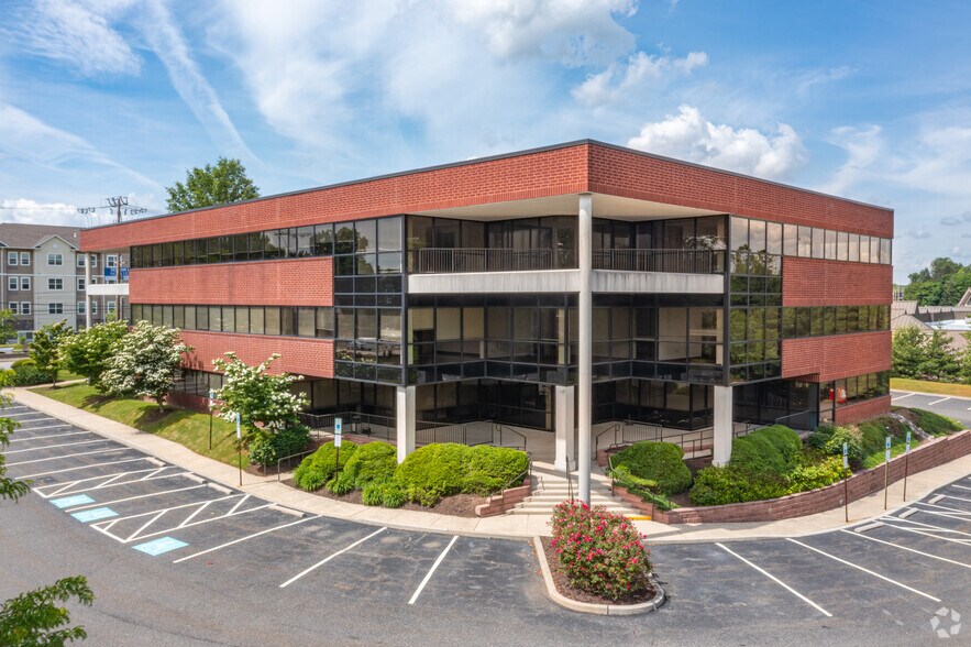 More Photos Of 45-53 Baltimore Pike, Glen Mills Unknown For Lease