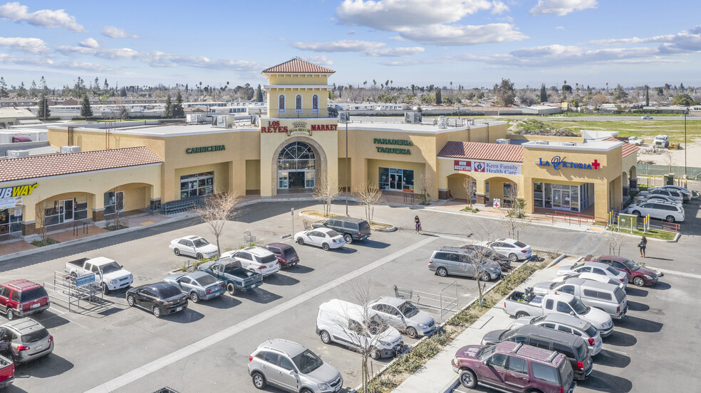 Primary Photo Of 2303 S Union Ave, Bakersfield Unknown For Lease