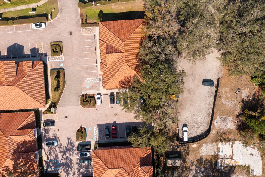 More Photos Of 2436-2438 Brunello Trace, Lutz Office For Lease