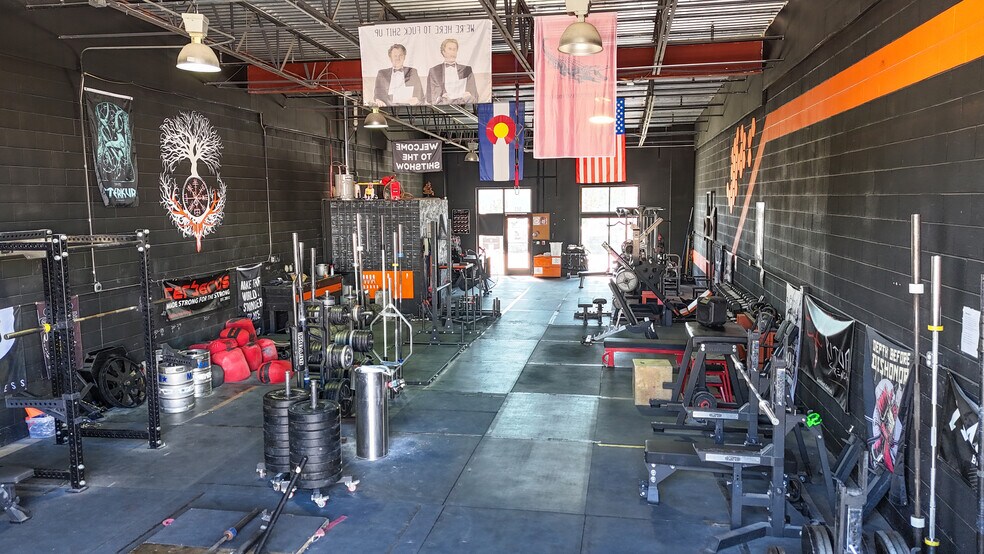 More Photos Of 943-965 E 11th St, Loveland Warehouse For Sale