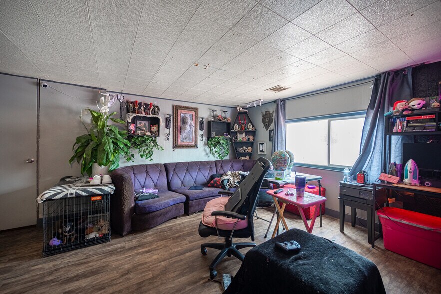 More Photos Of 5900 Cassedy Ln, Las Vegas Apartments For Sale
