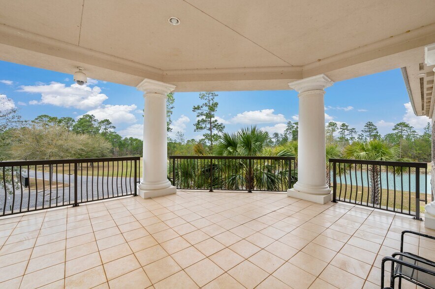 More Photos Of 3201 Heritage Plantation Blvd, Laurel Hill Office For Sale