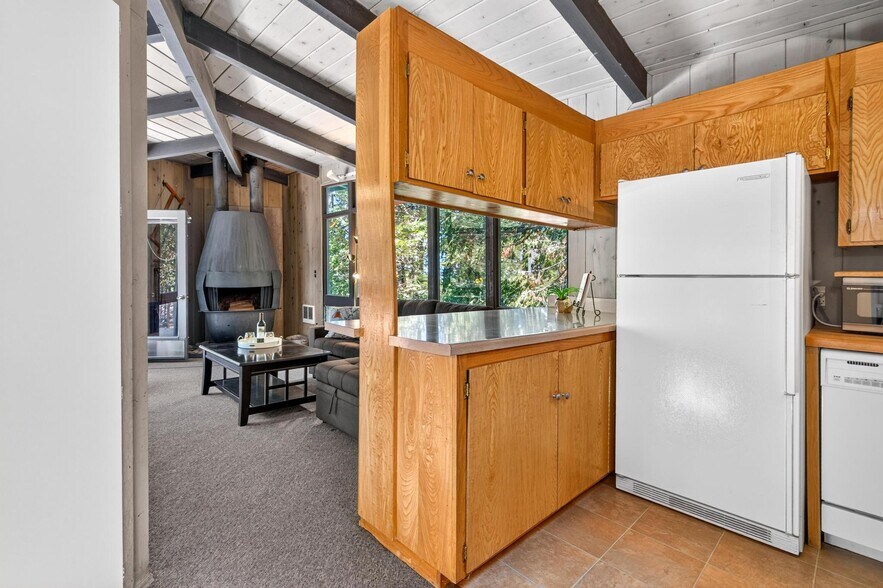 More Photos Of 32753 Birch Hill Rd, Palomar Mountain Freestanding For Sale