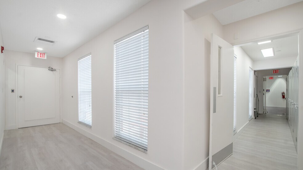 More Photos Of 7777 N University Dr, Tamarac Medical For Sale