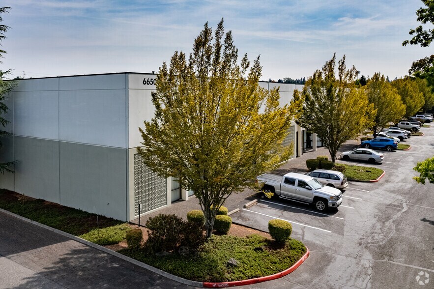 More Photos Of 6650 N Basin Ave, Portland Unknown For Lease