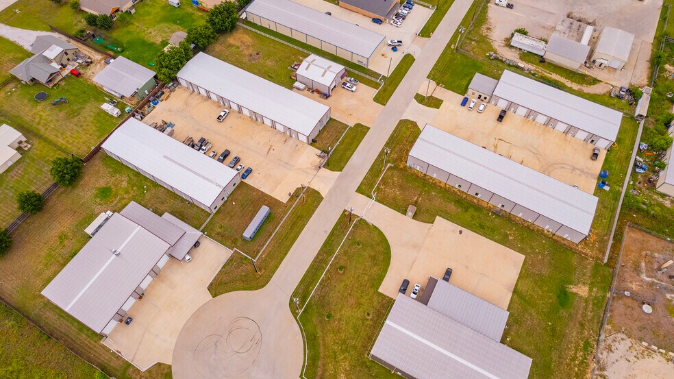 More Photos Of 113 METROTEX, Haslet Unknown For Lease