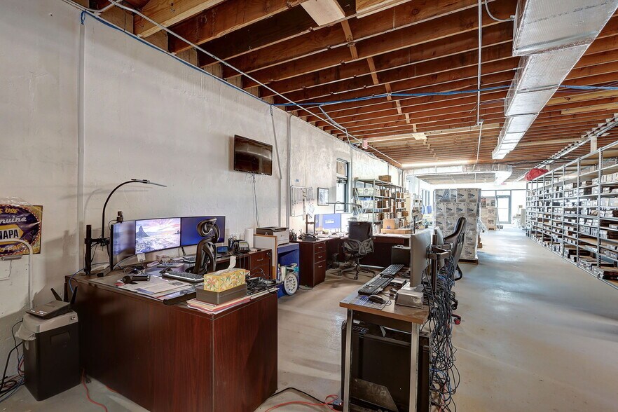 More Photos Of 519 Delaware Ave, Fort Pierce General Retail For Lease