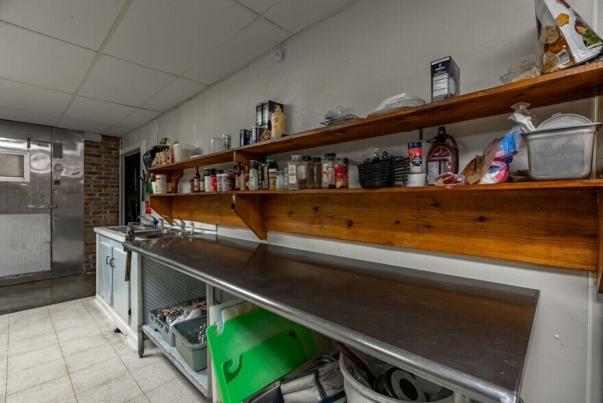 More Photos Of 3801 Happy Bend Rd, Atkins Restaurant For Sale