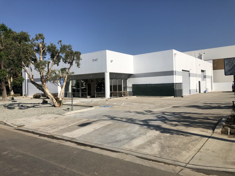 More Photos Of 1047 E Acacia St, Ontario Warehouse For Lease