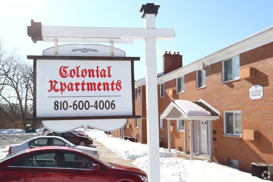 More Photos Of 726 E Main St, Flushing Apartments For Sale