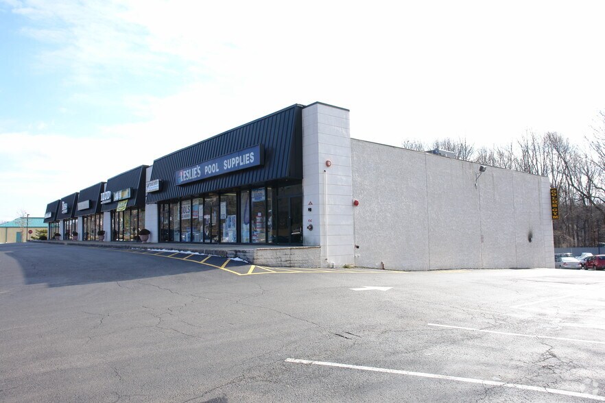More Photos Of 119-131 E Route 22, Green Brook General Retail For Lease