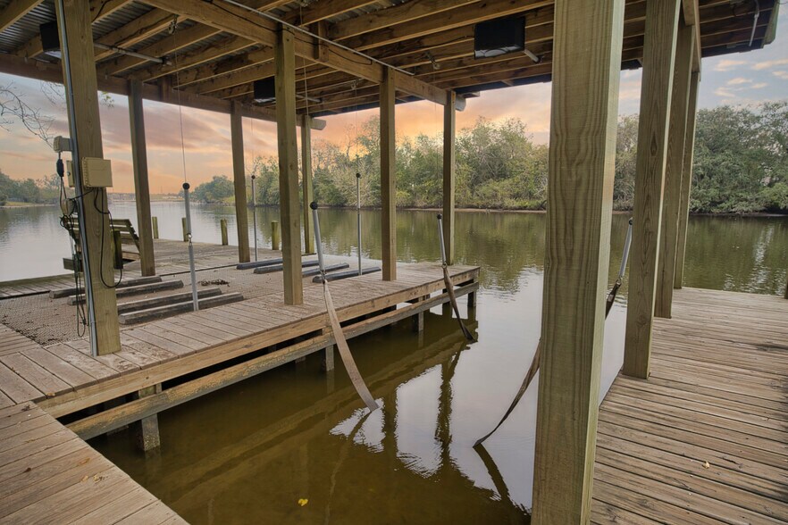 More Photos Of 3559 FM 521 Rd, Brazoria Specialty For Sale