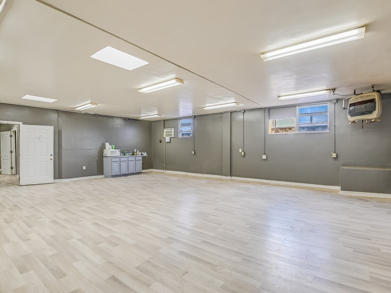 More Photos Of 1305 S Brazos St, San Antonio Refrigeration Cold Storage For Lease