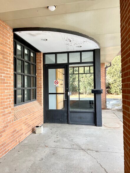 More Photos Of 8 S Main St, Terryville Unknown For Lease