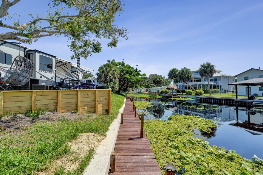 More Photos Of , Moore Haven Multifamily For Sale