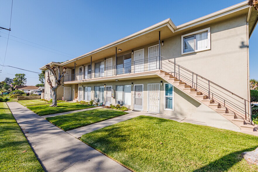 More Photos Of 12221 Peacock Ct, Garden Grove Apartments For Sale