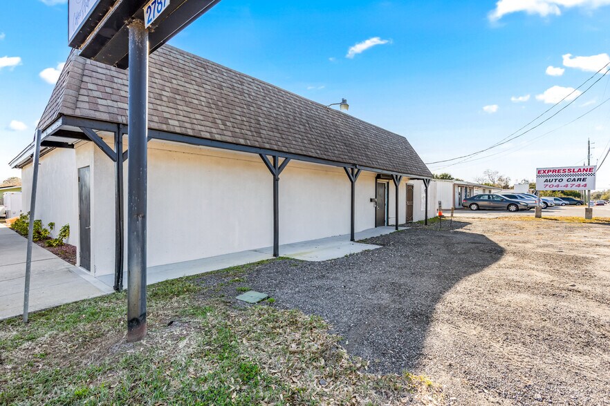 Primary Photo Of 2787 Aurora Rd, Melbourne Freestanding For Sale