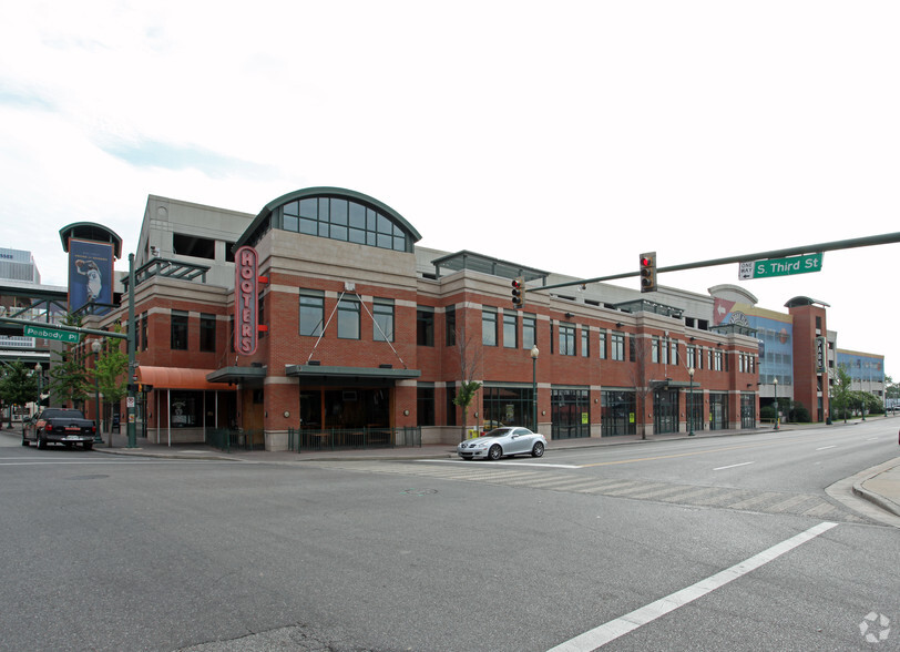 Primary Photo Of 250 Peabody Pl, Memphis General Retail For Lease