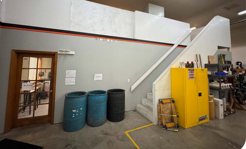 More Photos Of 1913-1957 Fescue St, Albany Warehouse For Sale