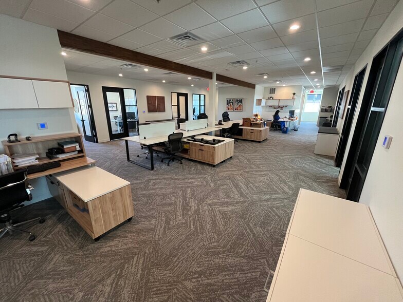 More Photos Of 4317 Marsh Ridge, Carrollton Showroom For Sale