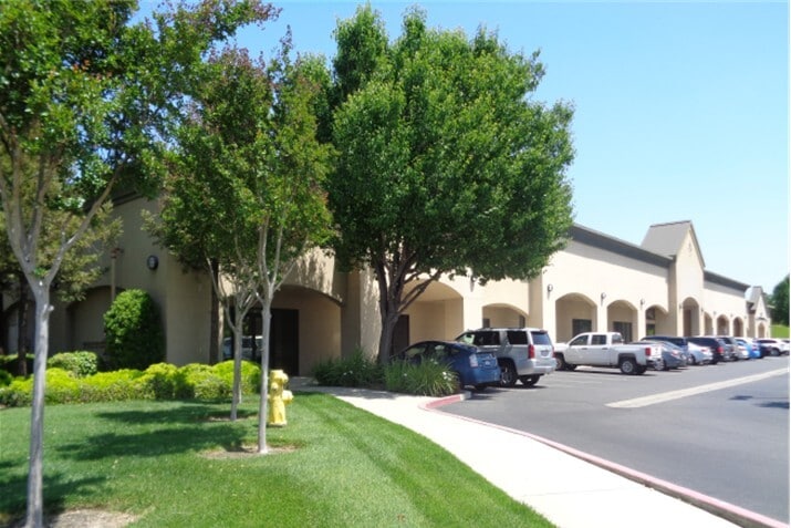 More Photos Of 650 N Wilma Ave, Ripon Office For Lease