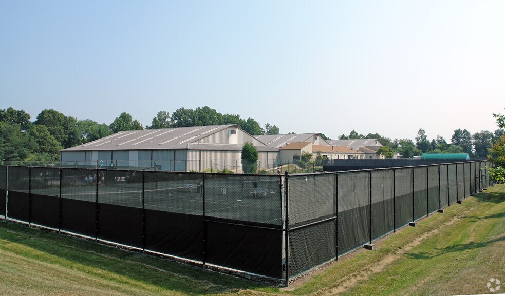 More Photos Of 14501 Homecrest Rd, Silver Spring Health Club For Lease