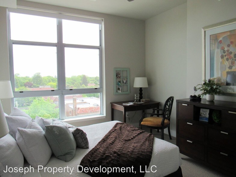 More Photos Of 4175 N Oakland Ave, Shorewood Multifamily For Sale