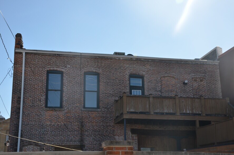 More Photos Of 11 Benton Ave E, Albia Restaurant For Sale