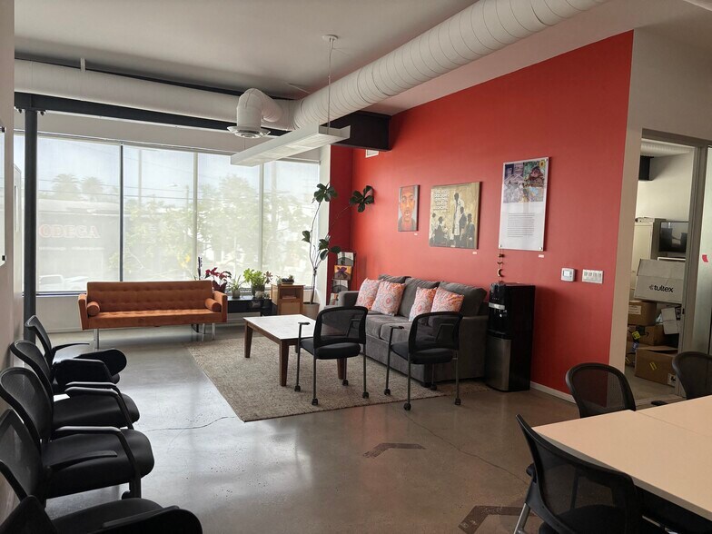 Primary Photo Of 4335 W Adams Blvd, Los Angeles Office For Lease