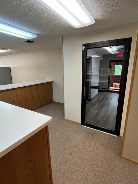 More Photos Of 715 N Main St, River Falls Office For Lease