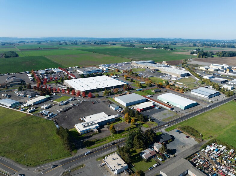 More Photos Of 873 Willamette Ave, Stayton Warehouse For Sale