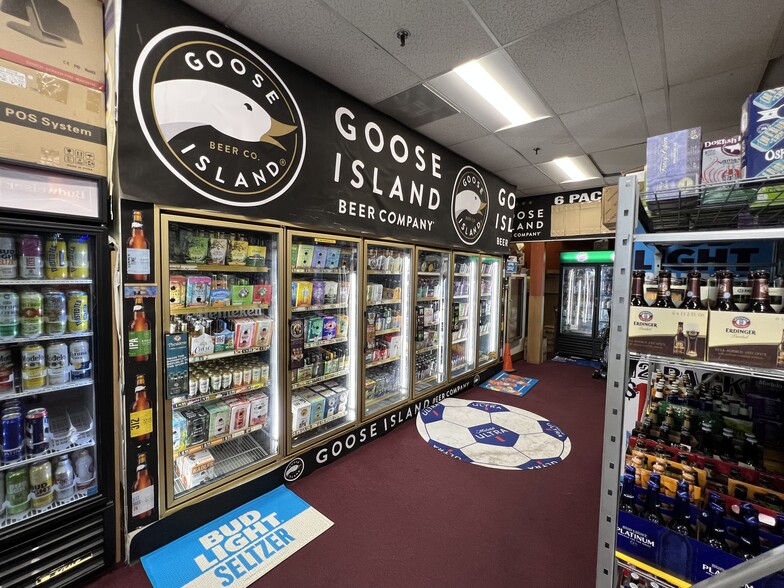 More Photos Of 10414-10492 Auto Park Dr, Bethesda Freestanding For Lease