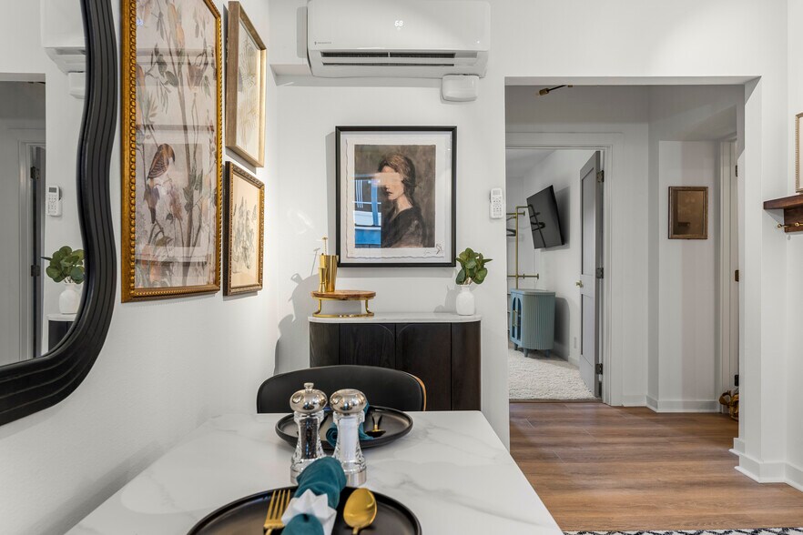 More Photos Of 9-13 Broadway St, Asheville Storefront Retail Office For Sale